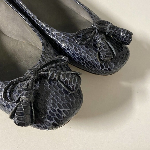 Stuart Weitzman Ballet Flat Blue Patent Leather Snake Embossed Square To… - Picture 7 of 8